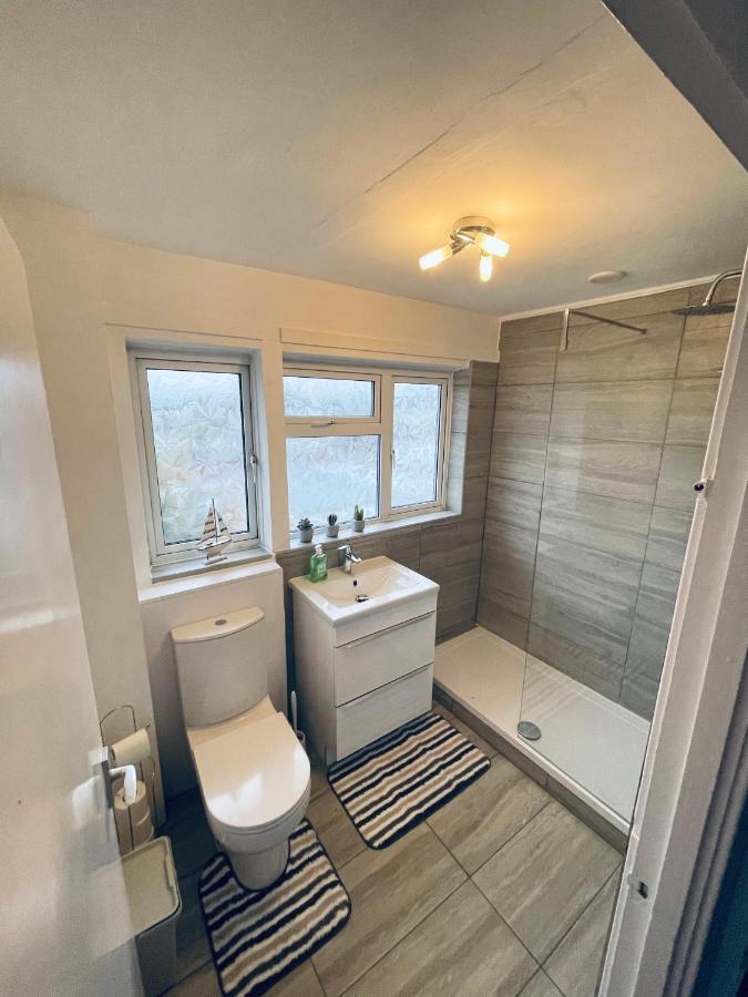 II Comfortable Room, Shared House Almondsbury Exterior photo